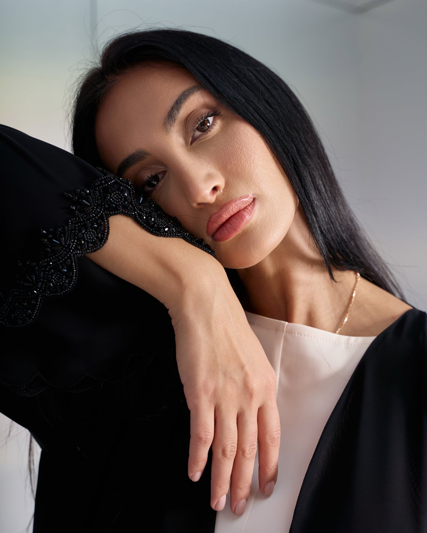 Moondust Slit Abaya